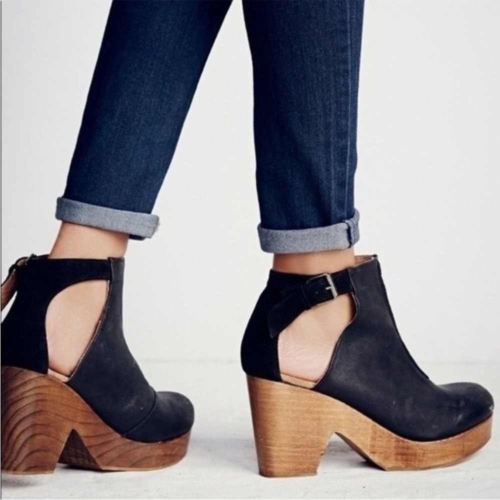 Free people Clogs